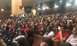Necip Fazıl Kısakürek Sosyal Bilimler Lisesi Öğrencilerinden 100. Yılında Cumhuriyet Konulu Panel