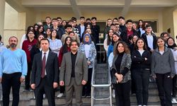 Akdoğan, Meslek Tecrübelerini Öğrenciler İle Paylaştı
