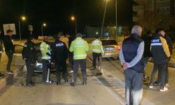 Karaman’da 2 Otomobil Kafa Kafaya Çarpıştı: 2 Yaralı