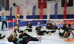 Oturarak Voleybol Türkiye Şampiyonası Başladı