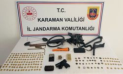 Jandarma Definecilerin Buldukları Tarihi Eserleri Satamadan Ele Geçirdi