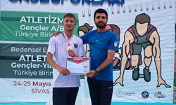KARAMANLI ÖĞRENCİ TÜRKİYE ŞAMPİYONU OLDU: YÜKSEK ATLAMA BRANŞINDA ALTIN MADALYA
