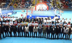 Muay Thai Türkiye Şampiyonasına Karamanlı Sporcular Damga Vurdu