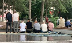 KARAMAN’DA SAĞANAK SONRASI YOLLAR GÖLE DÖNDÜ