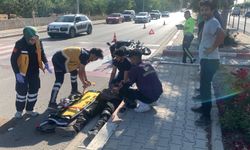 KARAMAN’DA OTOMOBİLLE ÇARPIŞAN MOTOKURYE YARALANDI