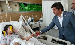 OSMAN SAĞLAM’DAN BAŞHEKİMİ TEBRİK VE HASTALARA ZİYARET