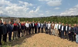 TBMM ZİRAİ DON KOMİSYONU ÜYELERİ, KARAMAN'DA ELMA BAHÇELERİNİ İNCELEDİ