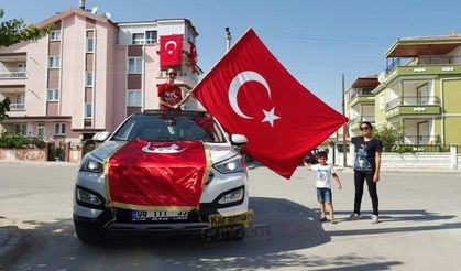 Karamanlılar'dan Türk Bayraklı Araç Konvoyu