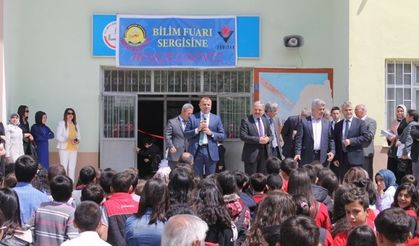 SULTANOĞLU, OKULLARIN TÜBİTAK BİLİM FUARI AÇILIŞLARINI GERÇEKLEŞTİRDİ