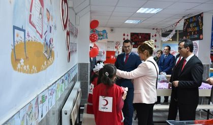 Öğrenci Velileri Kan Bağışında Bulundu