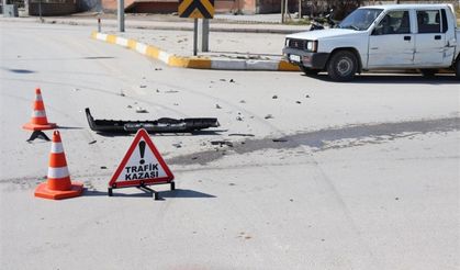 Kaza Yapan Diyabet Hastası Sürücü, Bir Süre Otomobilinde Oturdu