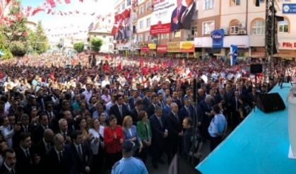 Devlet Bahçeli Karaman'da