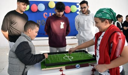 Öğretmen Adayları Yeteneklerini Sergiledi