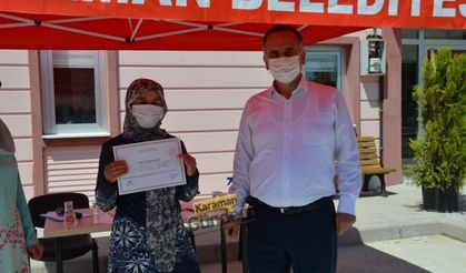 Ev Hanımları Sertifikalarını Aldı