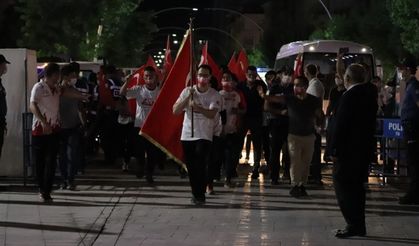 Karaman’da 15 Temmuz Şehitleri Anısına Sancak Koşusu Düzenlendi