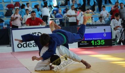 Judo Şampiyonası’nda İkinci Gün Müsabakaları Tamamlandı