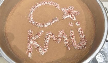 Rektör Akgül’den Öğrencilere Aşure İkramı