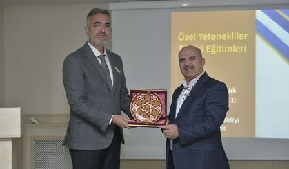 "Özel Yetenekli Çocukları Anlamak"