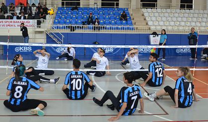 Oturarak Voleybol’da Heyecan Başladı