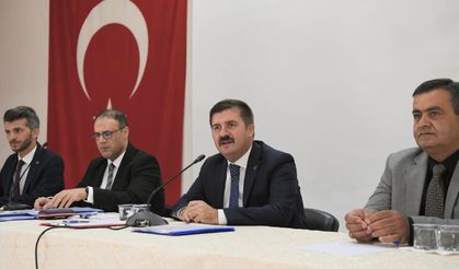 Vali Sarıibrahim Köy ve Mahalle Muhtarlarıyla Bir Araya Geldi