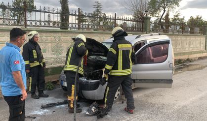 Mezarlık Ziyaretine Gitti, Aracı Yandı