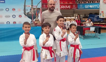 Karaman Karate Takımından Bronz Madalya