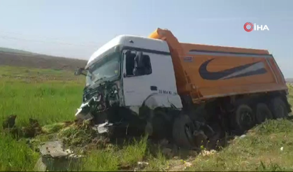 Feci Kaza: 1'i Polis 4 Ölü