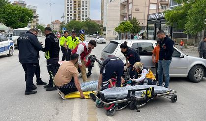 Otomobil İle Motosiklet Çarpıştı: 1 Yaralı