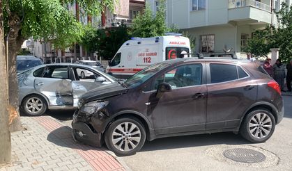 Karaman'da Cip İle Otomobil Çarpıştı: 2 Yaralı