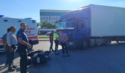 Karaman’da Tır İle Motosiklet Çarpıştı: 1 Yaralı