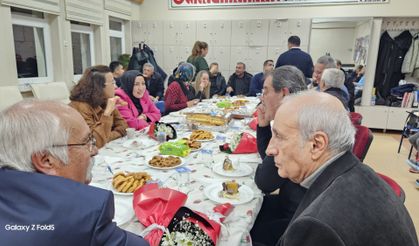 Karaman Anadolu Lisesi Mezunları Emekli Öğretmenleri İle Buluştu