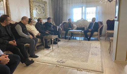 Vali Çiçekli'den, Tayyar Ailesine Taziye Ziyareti