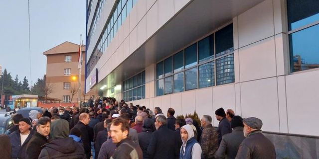 SGK Merkezlerinde EYT Mesaisi Saat 6'da Başlıyor