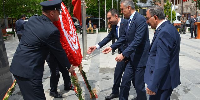 746. Türk Dil Bayramı Törenle Kutlandı