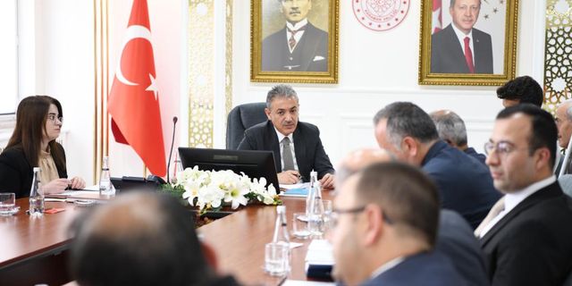 Vali Akkoyun Vatandaşlara Bir Araya Geldi