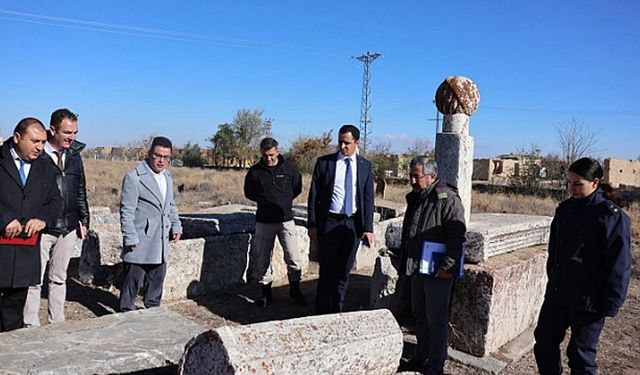 Kaymakam Ünlü Köy Ziyaretlerini Sürdürüyor