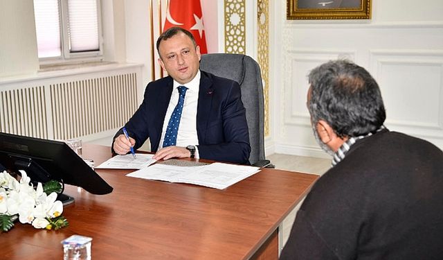 Vatandaşlar Sorunlarını Açık Kapıda Dile Getiriyor