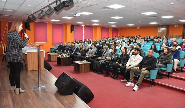Anadolu Mektebi Öğrencileri, Bozkırın Bilgesi Cengiz Aytmatov'u Anlattı