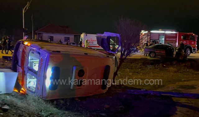 Otomobil ile Ambulans Çarpıştı: 3’ü Sağlıkçı 5 Yaralı