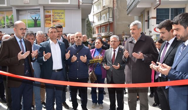 Karaman'da Onur Mut'un Hukuk Bürosu Açılışı Büyük İlgiyle Gerçekleşti