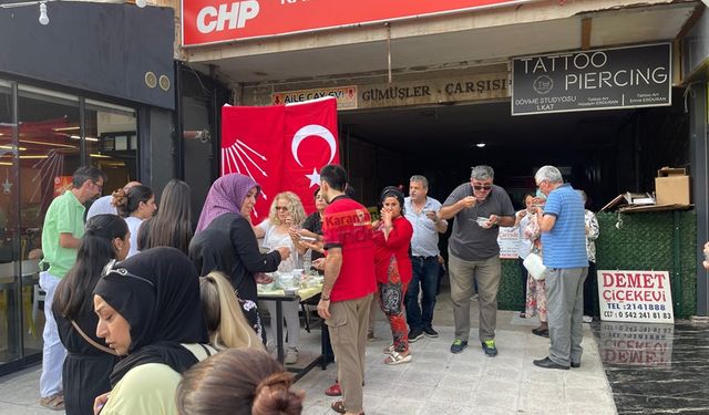 CHP’den Aşure İkramı