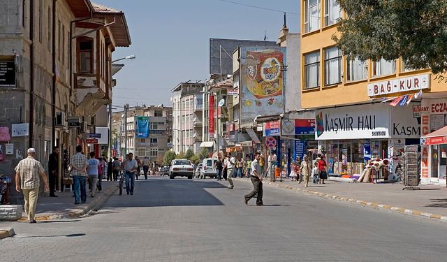 Karaman’ın Yöresel Lezzeti Başkentteki Sofraları Süsleyecek