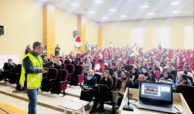 Uyuşturucu İle Mücadele Konusunda Seminer Düzenlendi