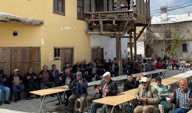 Sarıvadi Köyü'nde Hac Öncesi Manevi Atmosfer