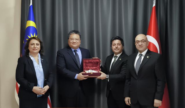 Karaman Milletvekili Sağlam, Malezya Büyükelçisini Ziyaret Etti