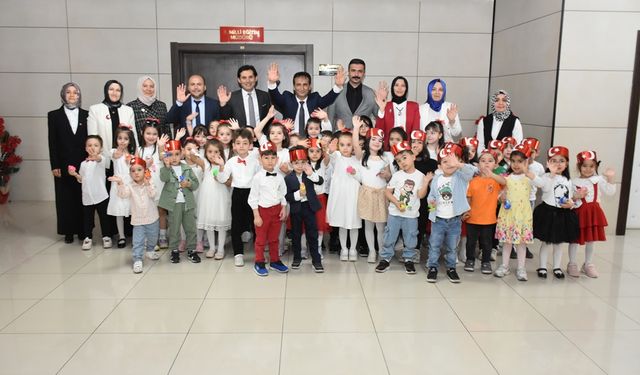 Gülüşleriyle Geldiler, Bayramı Kalplere Taşıdılar