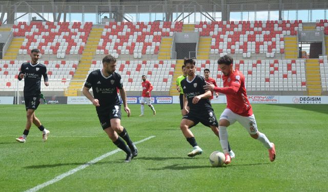 Karaman FK Evinde Berabere Kaldı