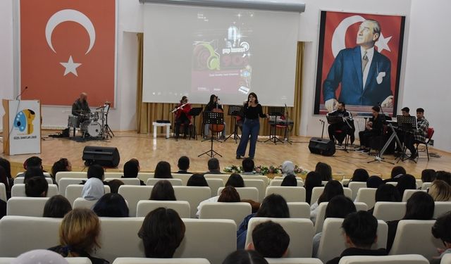 Karaman'da Sanatın Sesi: 90'lı Yıllar