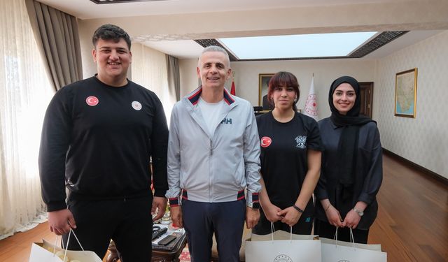 Vali Mehmet Fatih Çiçekli, Başarılı Öğrencileri Ağırladı