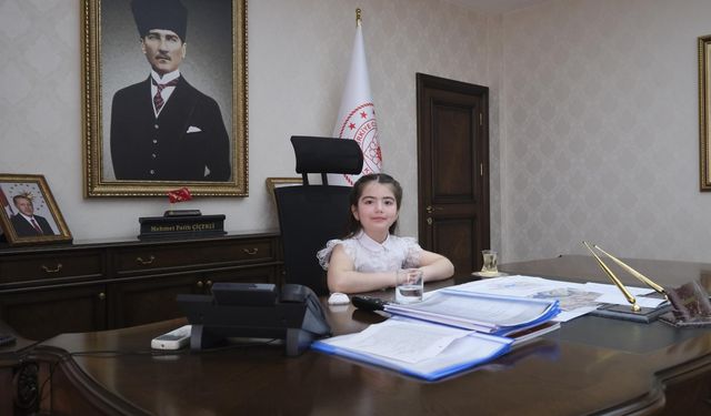 Vali Mehmet Fatih Çiçekli'den 23 Nisan Kutlaması